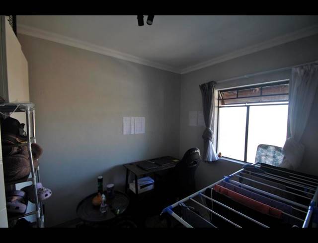 2 BEDROOM APARTMENT FOR SALE IN FLEURHOF